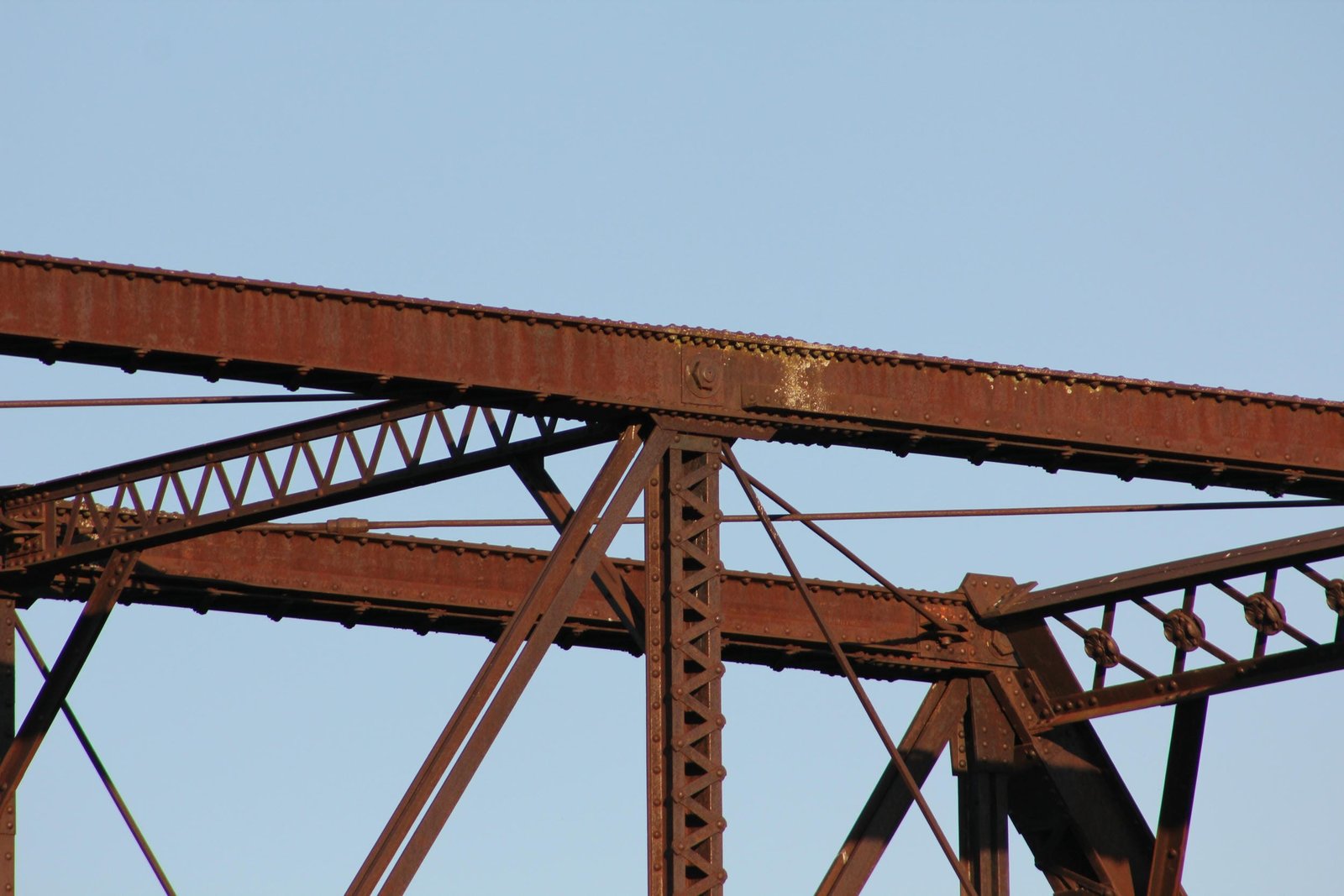 Upper connection, Pratt span